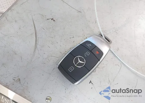 2021 Mercedes-Benz Glc 300 Suv from USA, damaged, VIN W1N0G8DB3MF938558